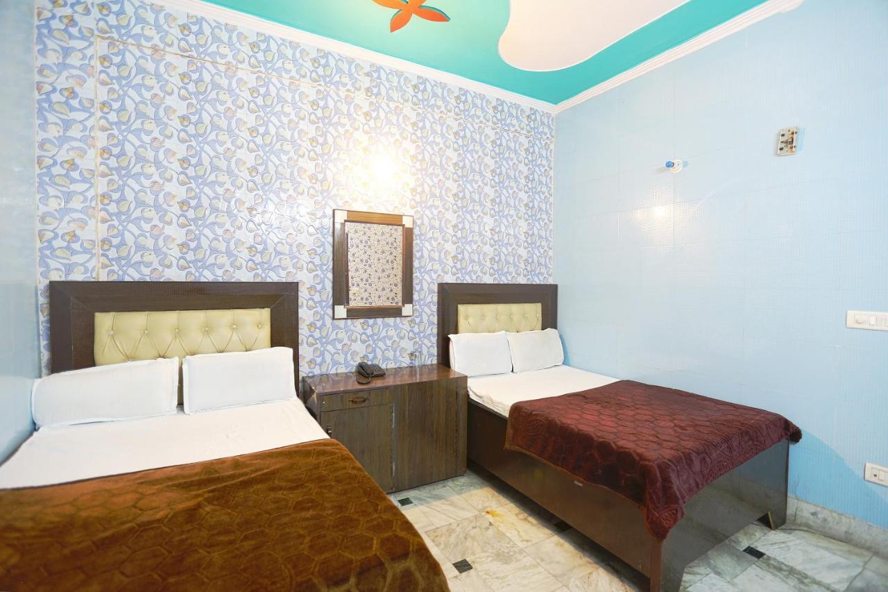 Spot On 43436 Hotel Mannat Spot Moradabad Zewnętrze zdjęcie